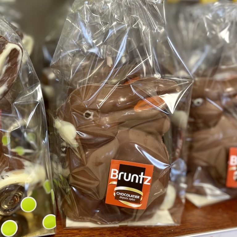 moulage pâques artisan fabricant chocolatier alsace Chocolaterie Bruntz