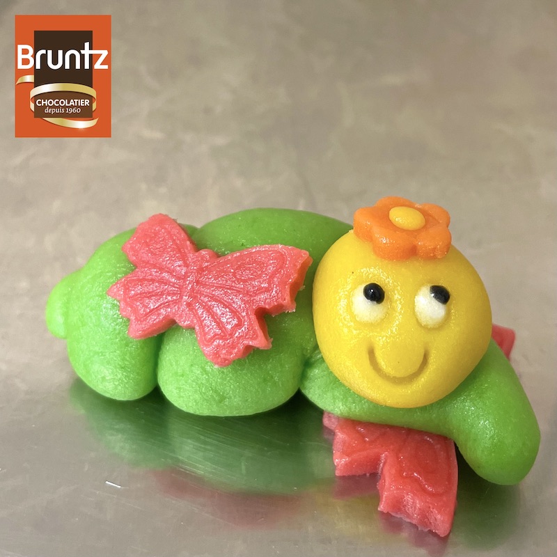 sujet pâte d'amande Chocolaterie Bruntz kingersheim alsace